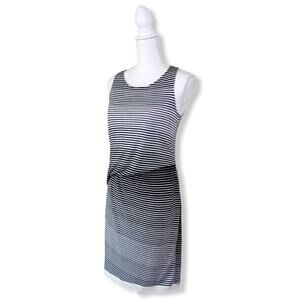 Clu Sleeveless Shift Dress Black White Stripe Sleeveless Lightweight Size S